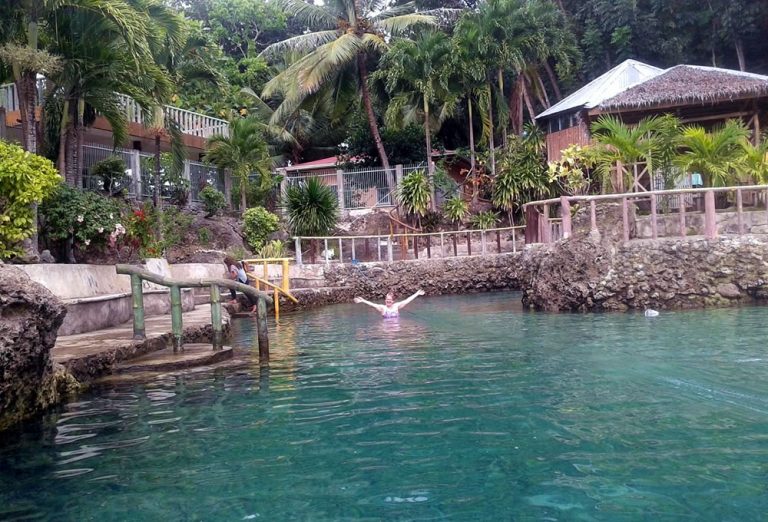 kansanto-springs-natural-seawater-pools-in-badian-cebu